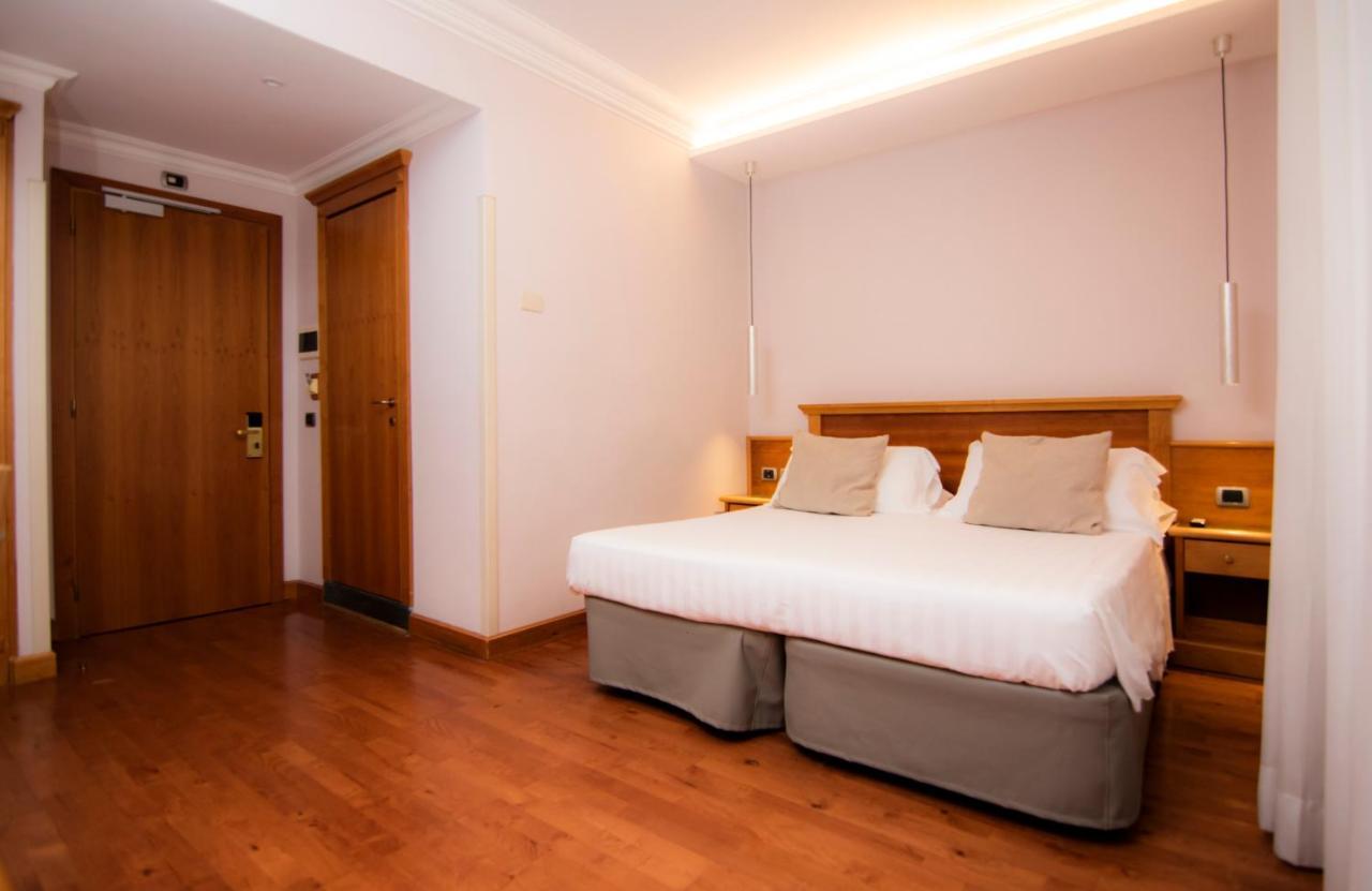 Vibe Nazionale Hotel 3*