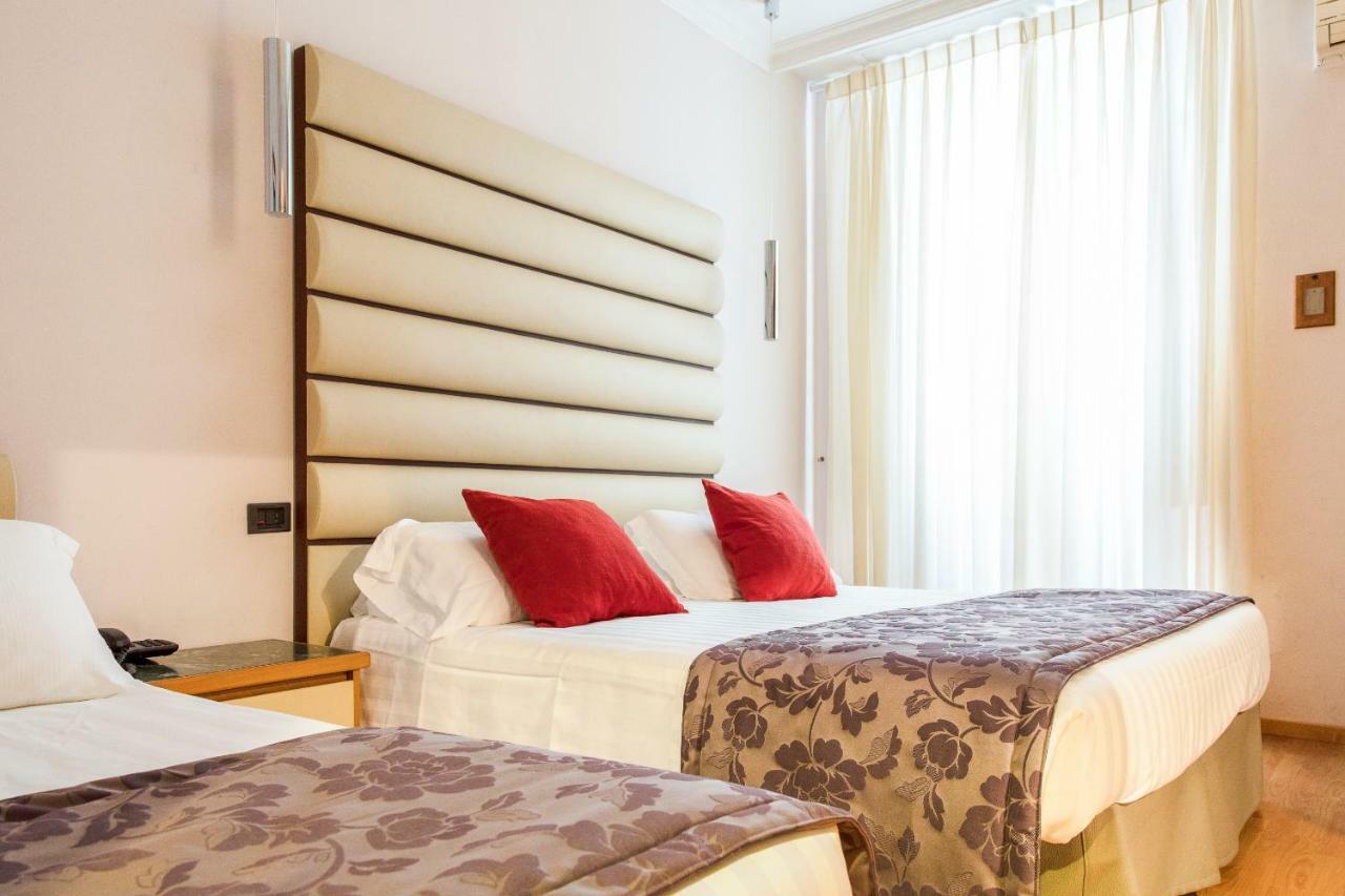 Vibe Nazionale Hotel 3*